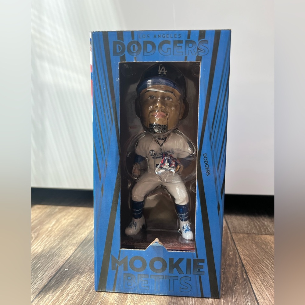 Mookie Betts - Los Angeles Dodgers Bobblehead